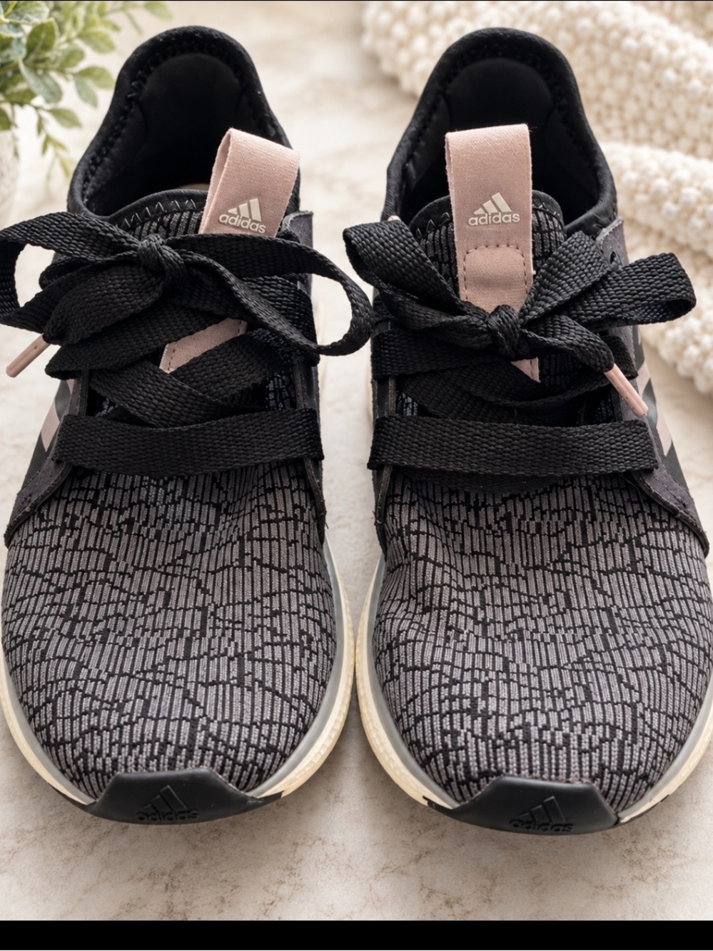 Adidas Edge Lux Women’s Running Shoes Black Gray Pink Size 7.5